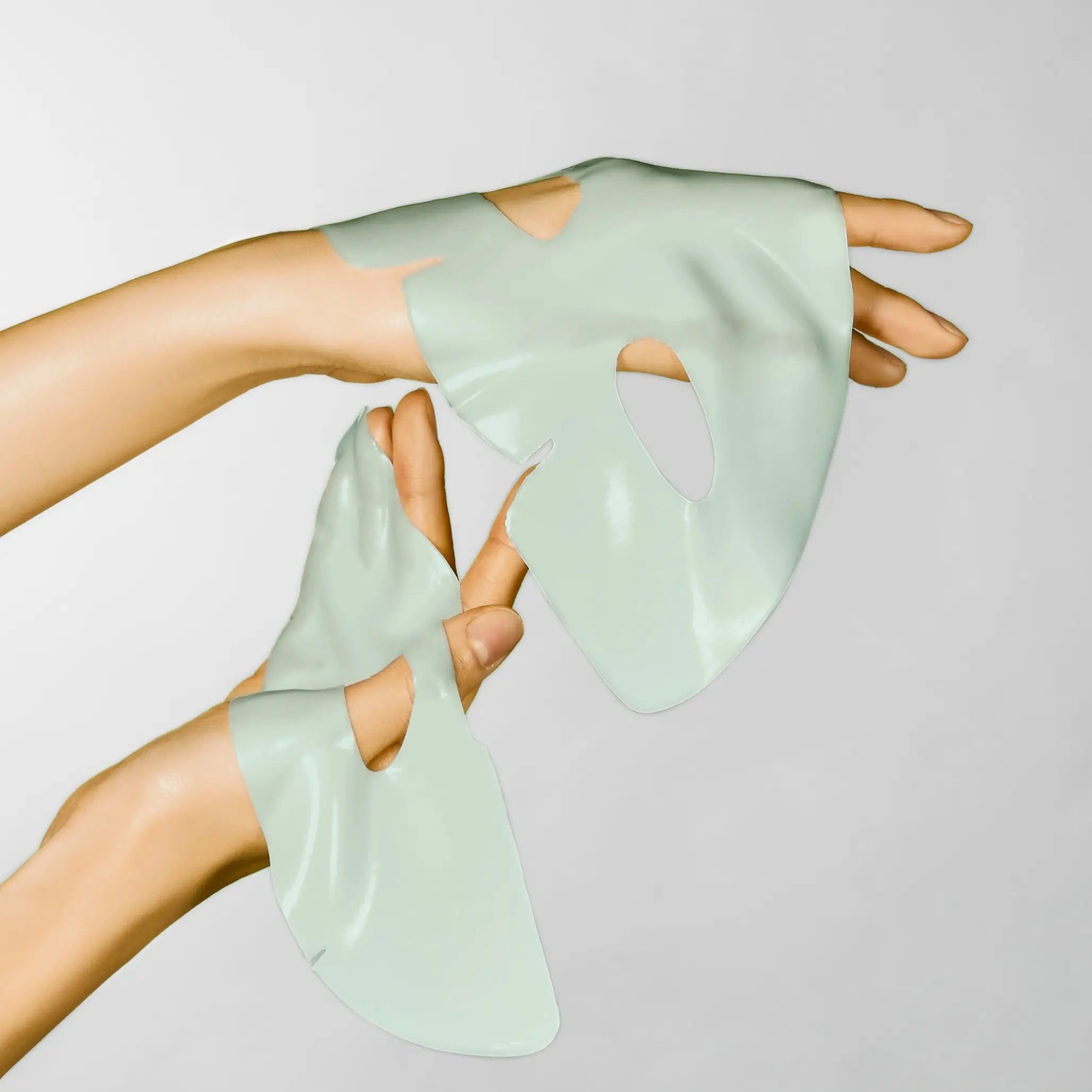Brightening Green Citrus Gel Mask with Vitamin C, Retinol, and Tranexamic Acid Luvum-thumbmail-4